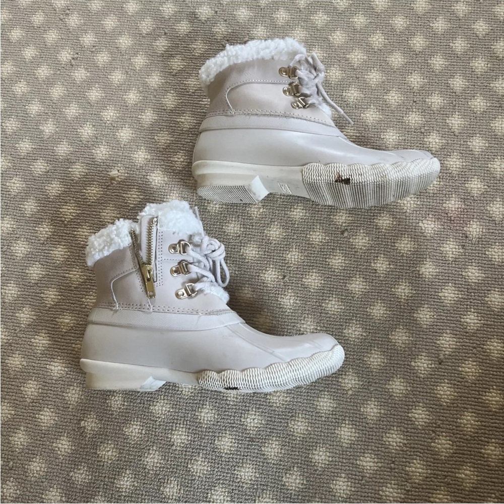 Sperry White Lace Up Boots Waterproof Winter Design